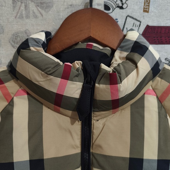 Burberry Checked Short Down Jacket - Picture 2 of 8